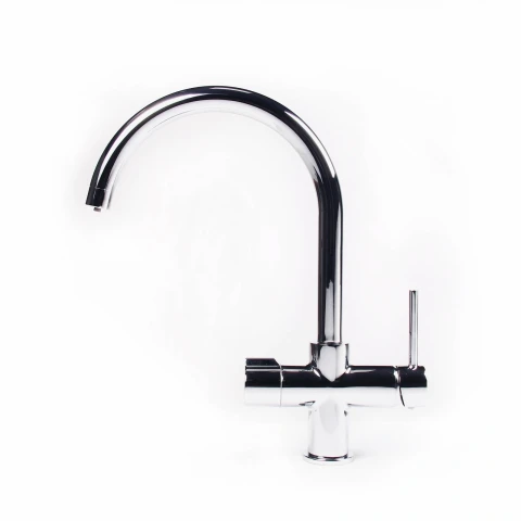Perfect 4 in 1 -hana mineralisoidulle vedelle